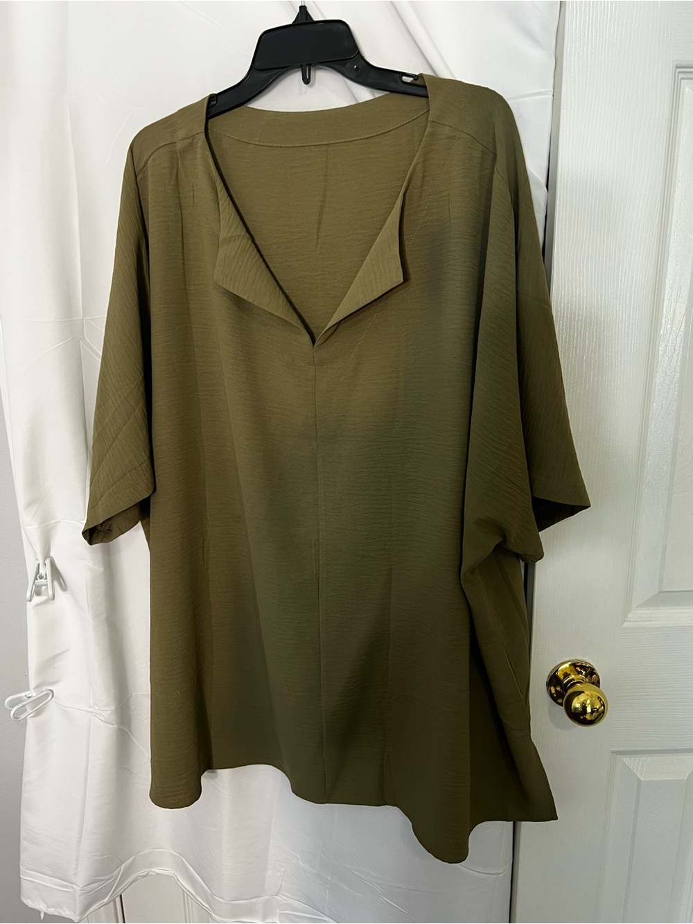 Relaxed Olive Green Women’s Tunic Top